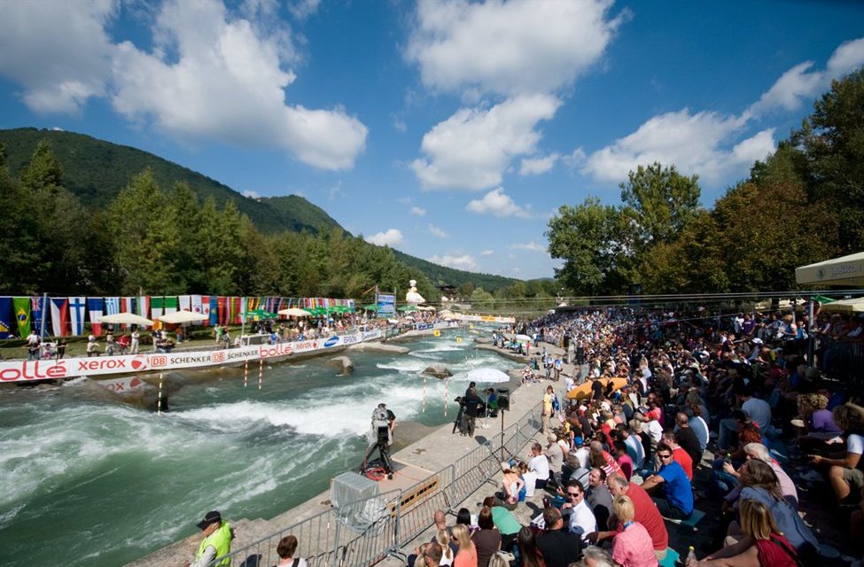 Vabljeni na mednarodni slalom / Invitation for international slalom race