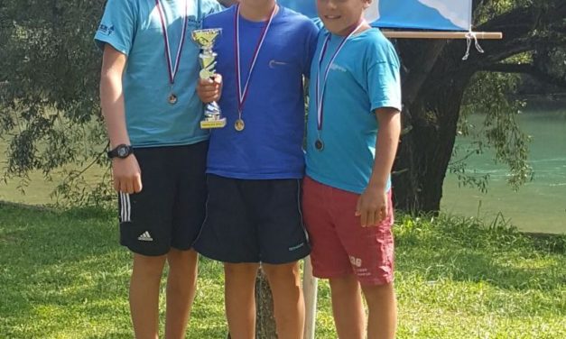 5 medalj za mlajše spustaše v Radovljici